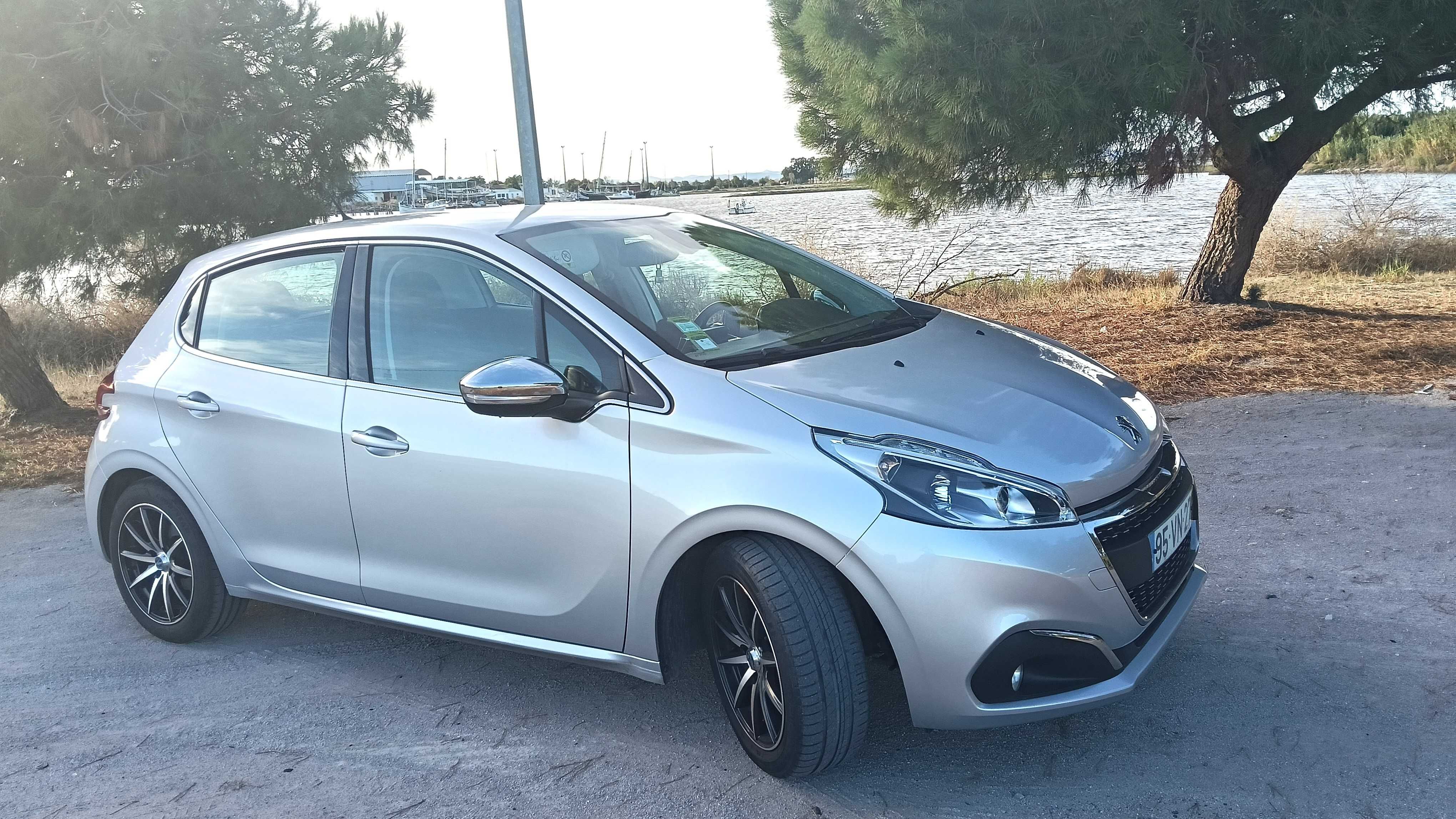 Peugeot 208 1.6 Blue HDi Allure – diesel económico