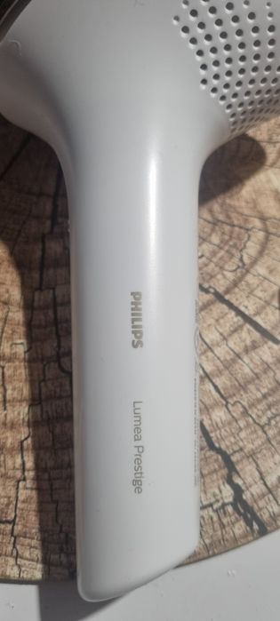Depilator laserowy Philips Lumea Prestige