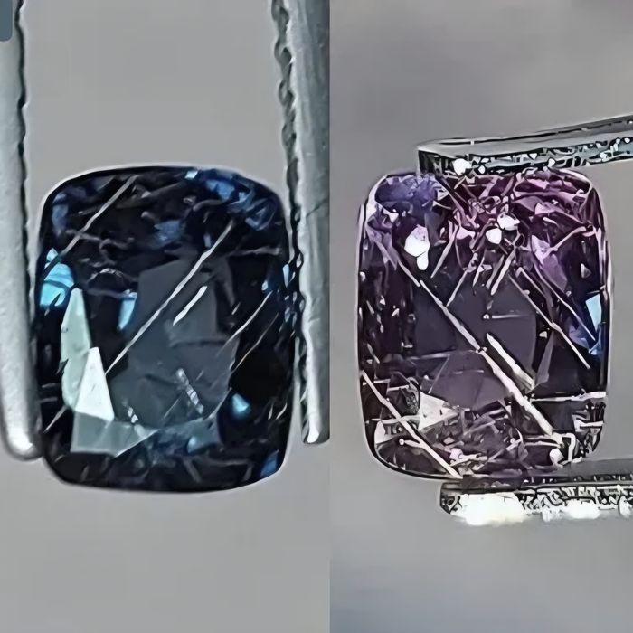 Гранат синій з олександритовим ефектом РІДКІСТЬ 1,13 карат