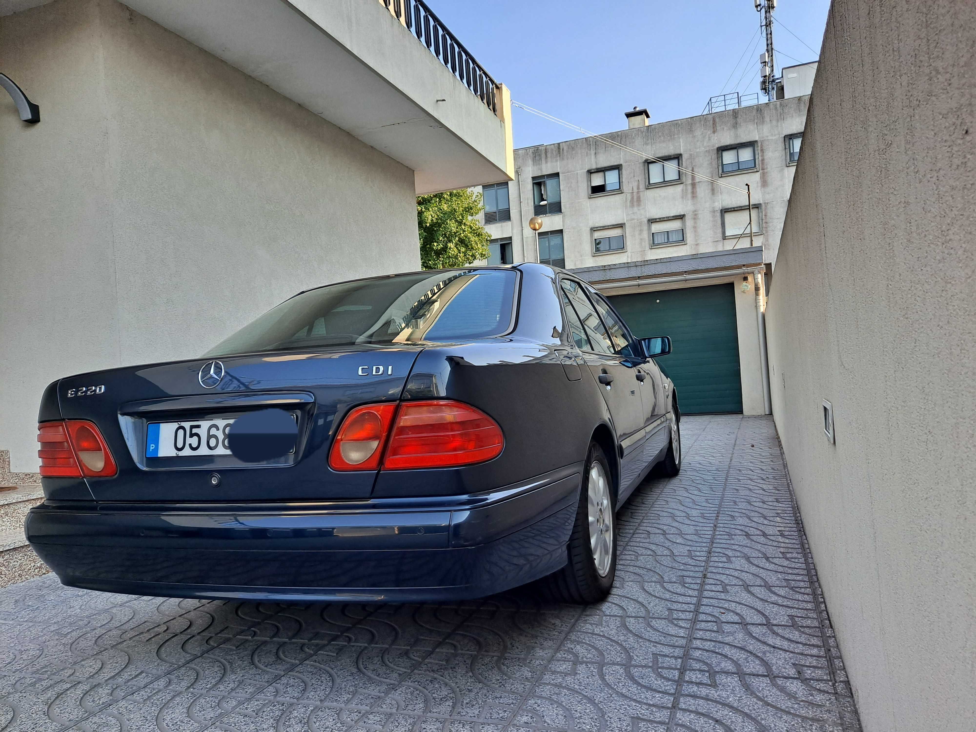 Mercedes E220CDI W210 particular