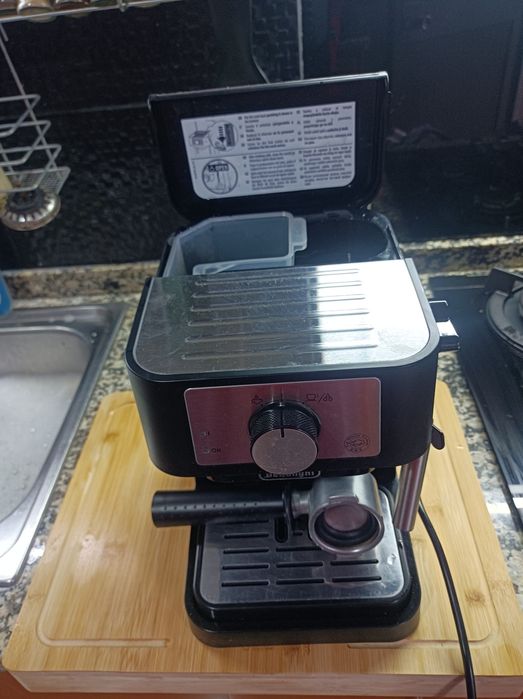 Máquina café delonghi