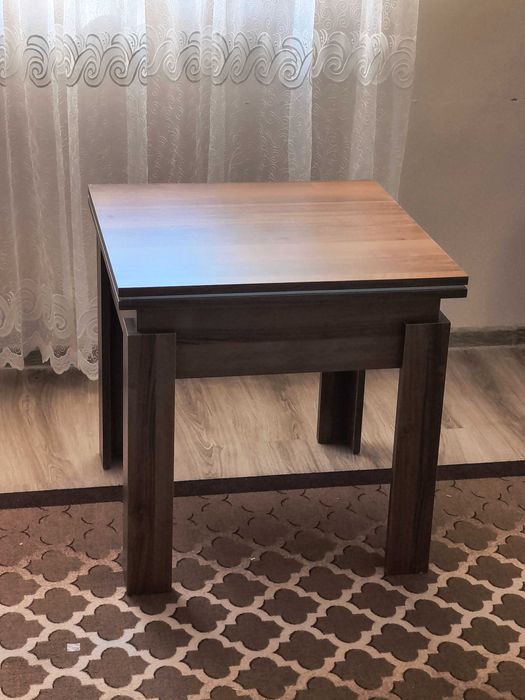 Stolik kawowy brazowy