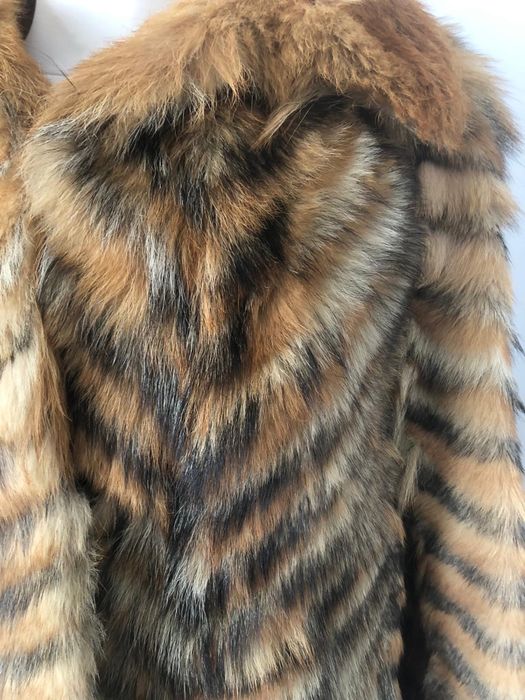 Futro futerko z lisa używane rude rozmiar 38 36 w paski długie