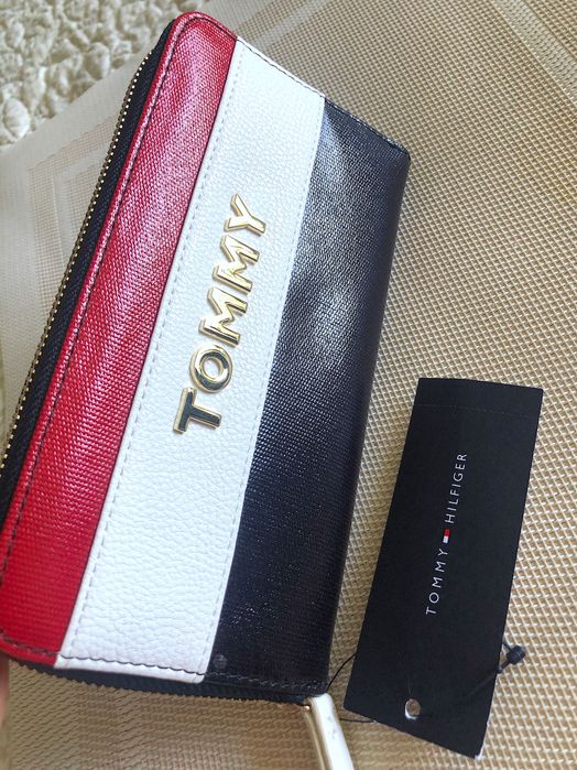 Tommy Hilfiger portfel z logo