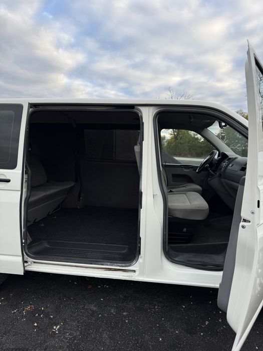 Авто Volkswagen Transporter T5 пасажир 8+1 1.9 TDI