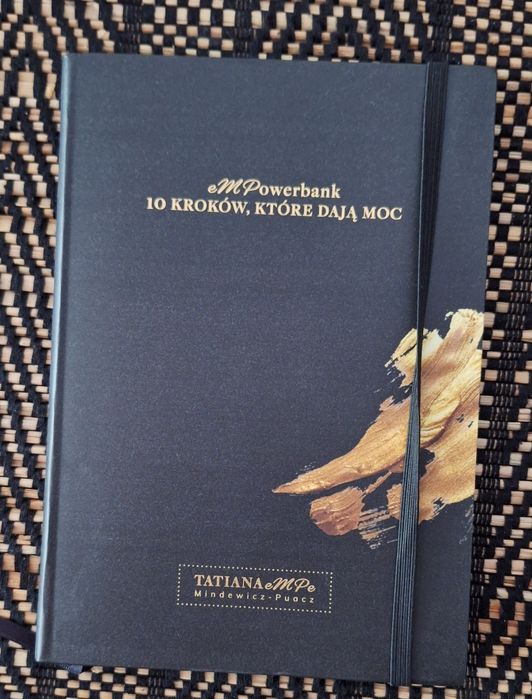 Książka "eMPowerbank. 10 kroków, które dają moc"