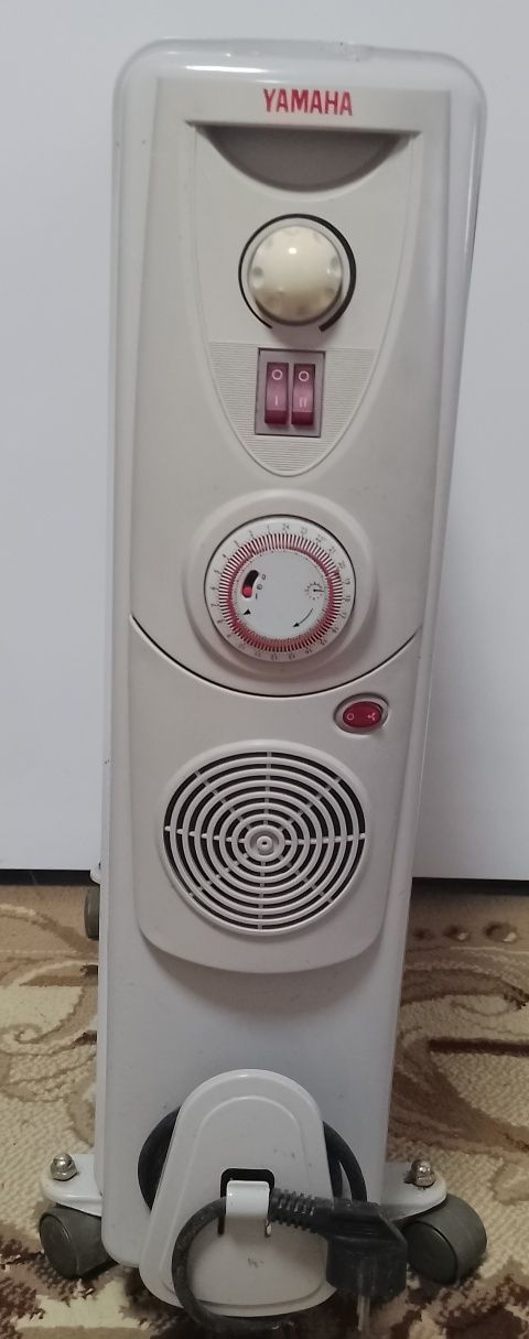 Електричний масляний радіатор