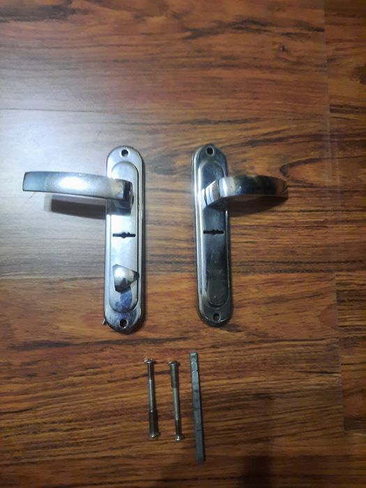 Замок дверний врізний