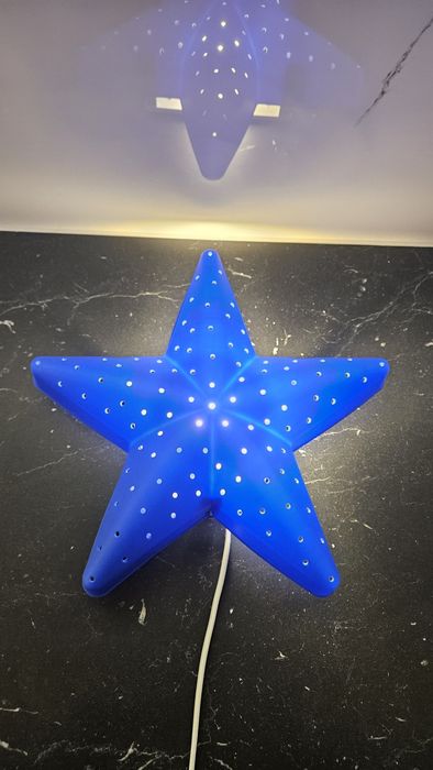 Lampa sciena do pokój dziecięcego gwiazdka Ikea.