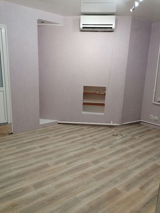 Продам приміщення 21 м2 по вулиці Михайлівська 22  Б