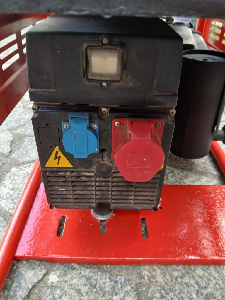 Agregat prądotwórczy Endress 3 fazowy 4,3kW silnik Honda