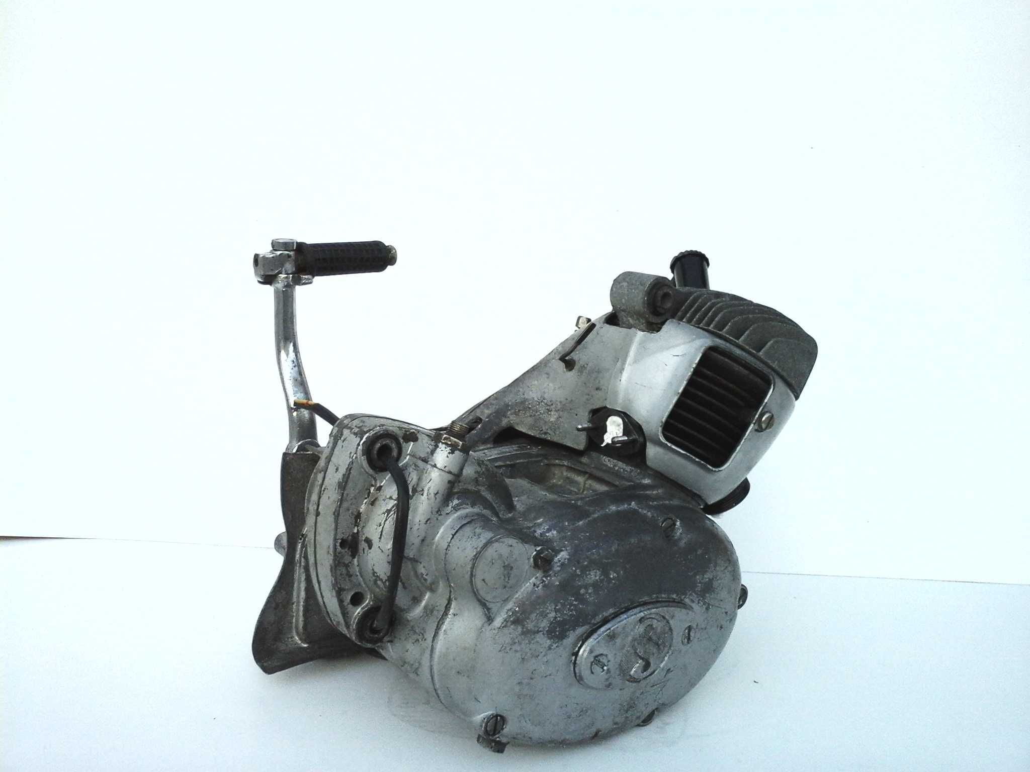 Motor SACHS 4 velocidades em estado razoavel