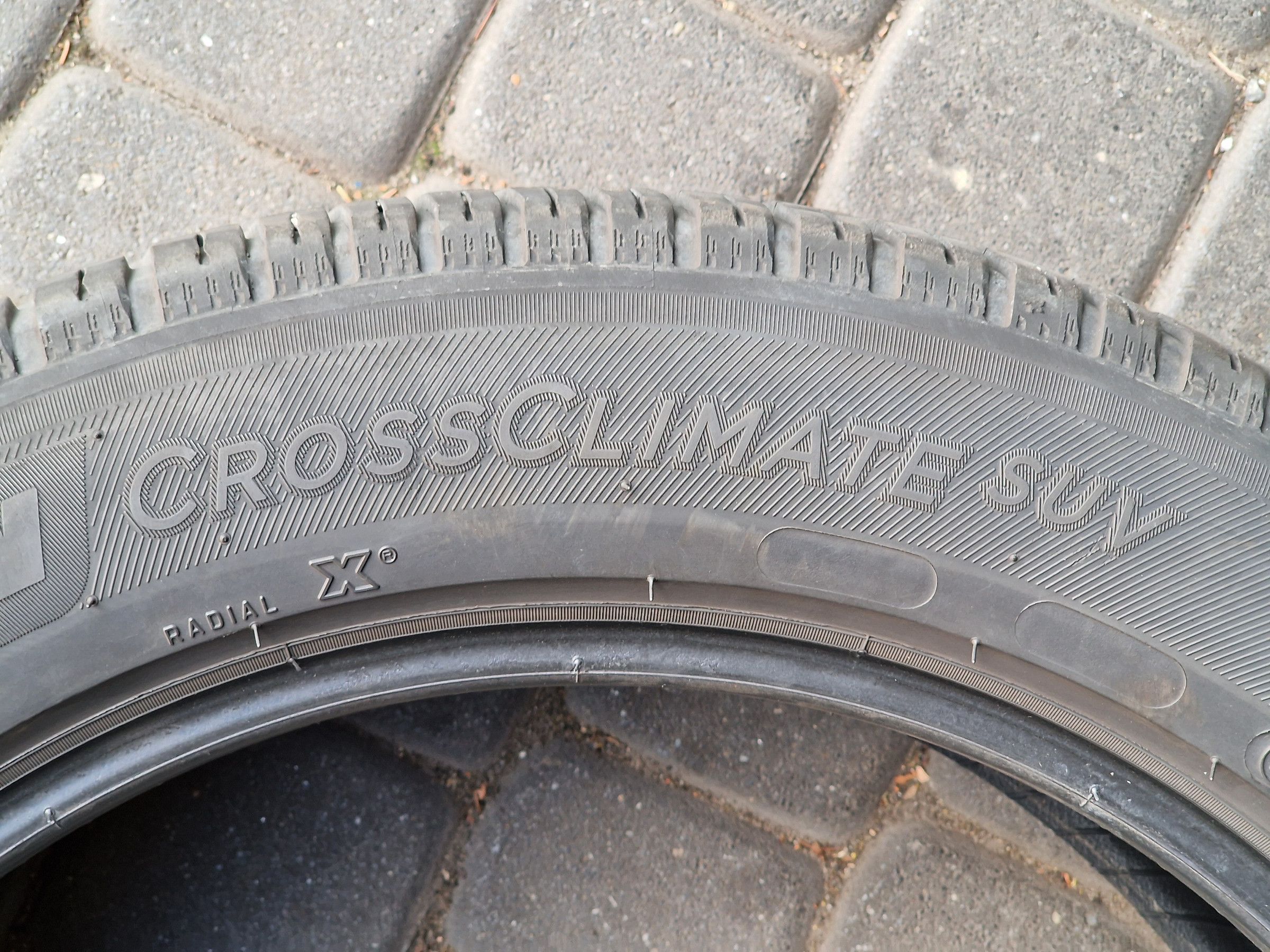 Opony Michelin CrossClimate SUV - 235/55/19