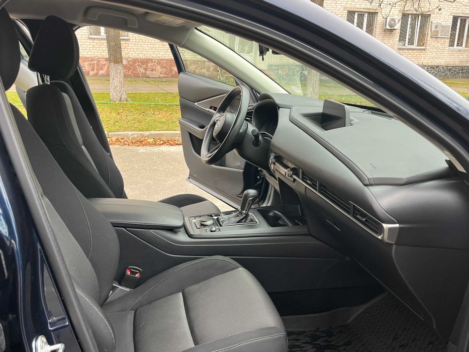Продам 20
Mazda CX-30 2024
