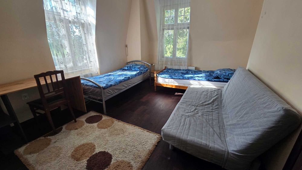 Dworek Gulczewko – pokoje i apartamenty pracownicze blisko Wrześni