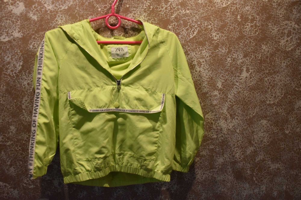 Lekka bluza ortalionowa/kurtka kangurka firmy Zara Kids