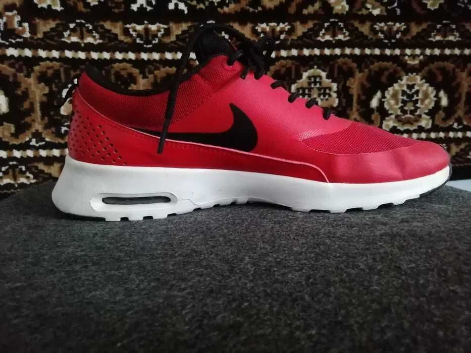 Nike Air Max Thea ) 40.5 розмір,26 см по стілці