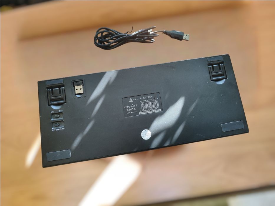 Klawiatura mechaniczna AK820PRO 75% ulepszone klawisze RGB