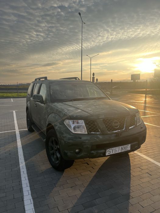 Nissan Pathfinder r51