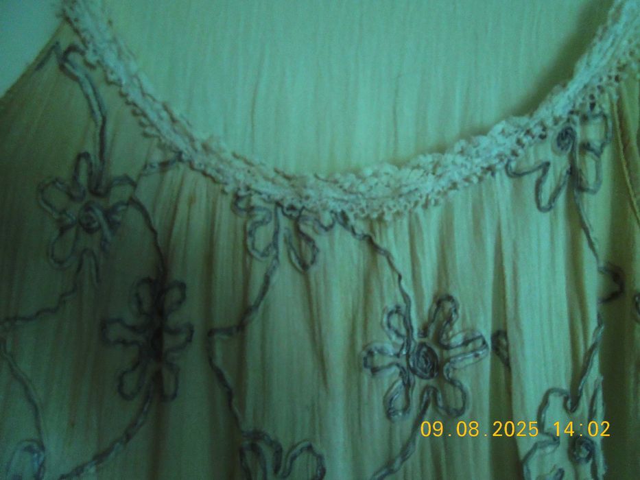 Biała Koszula Nocna z wyszywanym haftem na ramiączkach rozm. 42/44