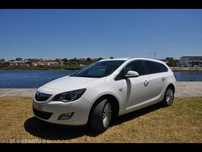 Opel Astra Sports Tourer 1.4 T Cosmo