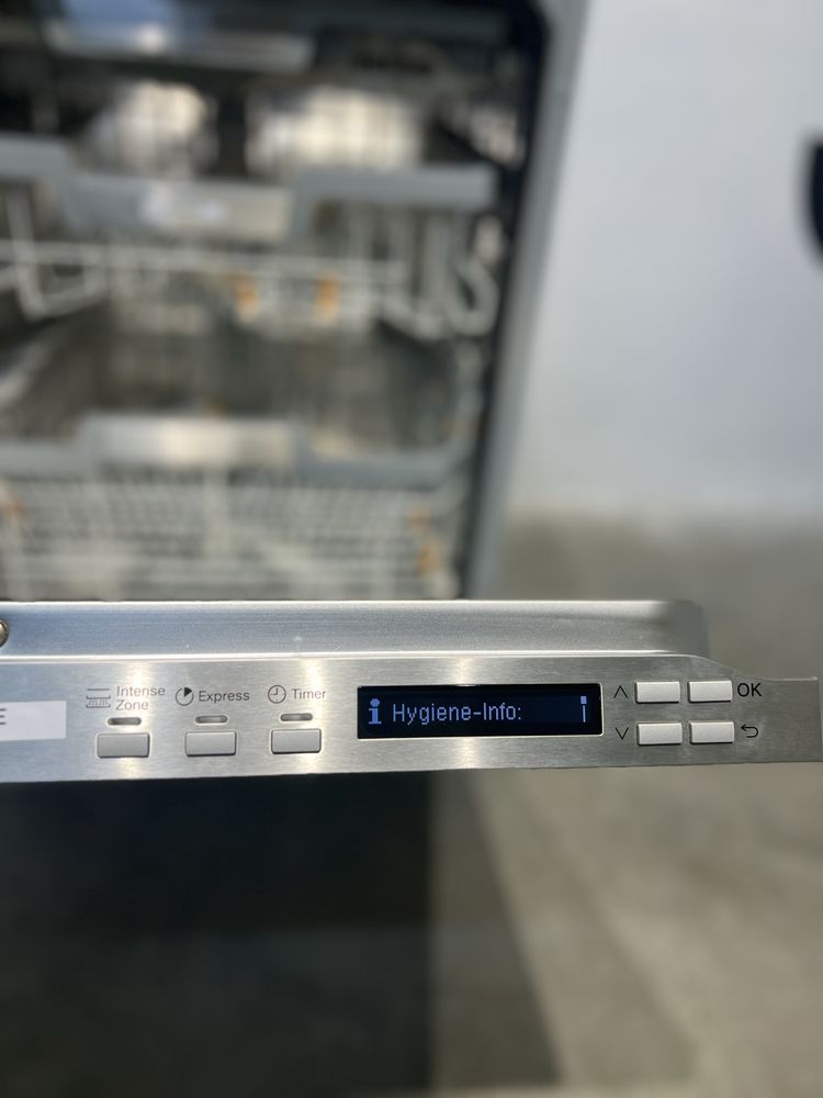 Вбудована посудомийна машина Miele G 7150 SCVI. PowerWash.Укр. меню!