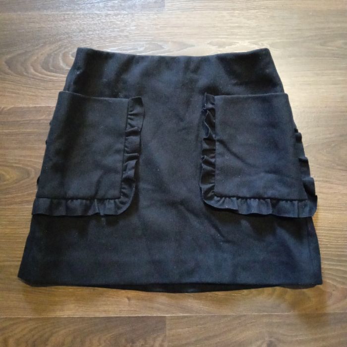 Спідниця з вовни від COS