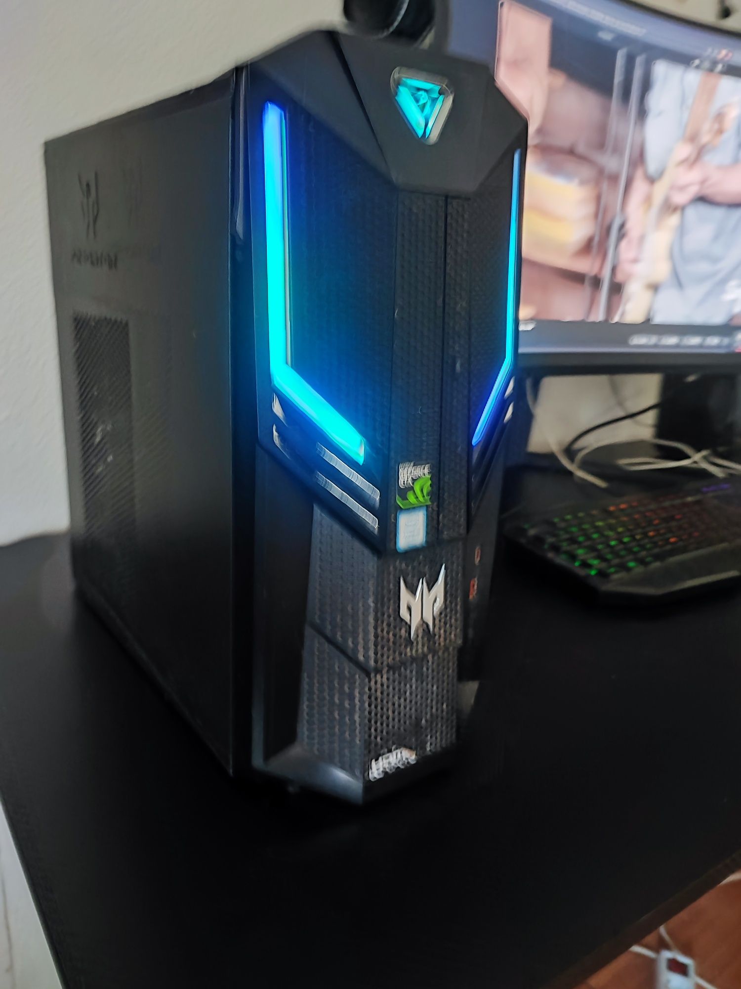 PACOTE GAMING COMPLETO - Philips 240Hz + Acer Predator + Mesa Gaming