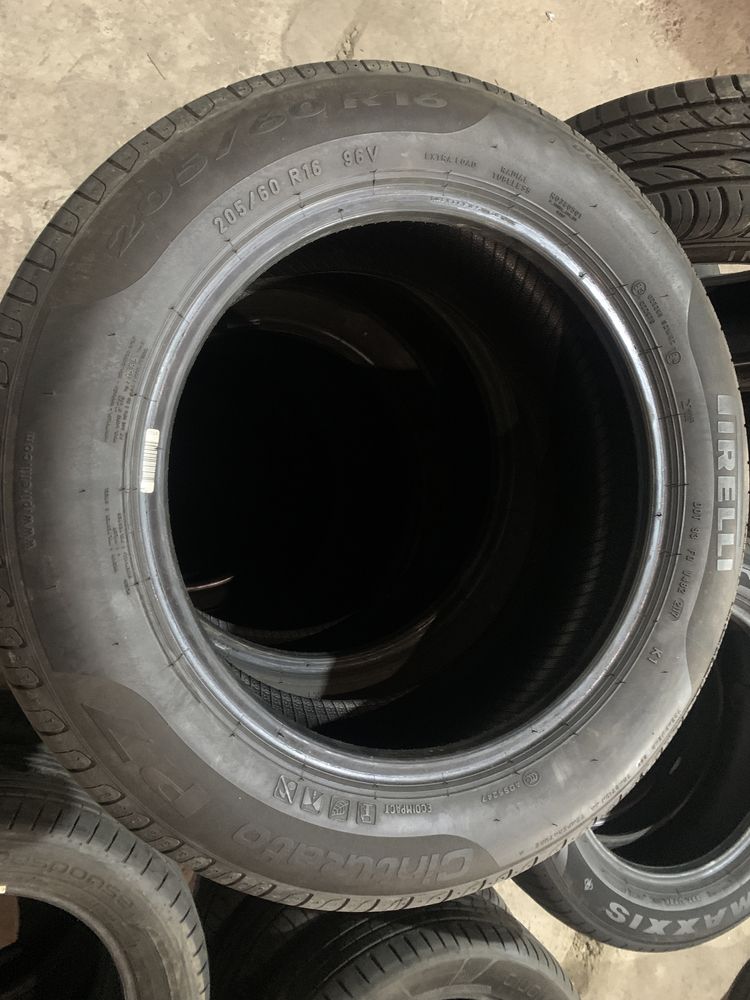 шини б/у 205/60 R16 Pirelli Cinturato P7