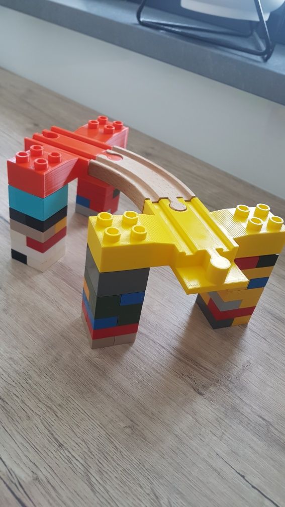 2 x most lego duplo i 5 x adapter lego duplo