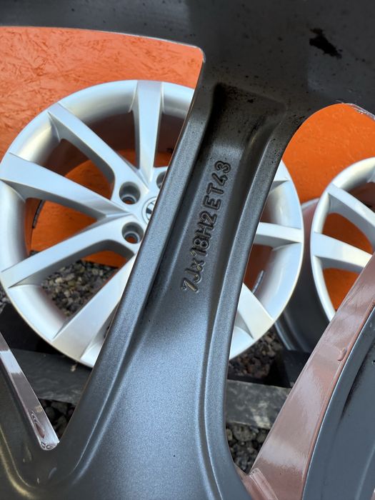 Диски R18 5.112 ET43 цо 57.1 шкода кодіак kodiaq карок тігуан пассат