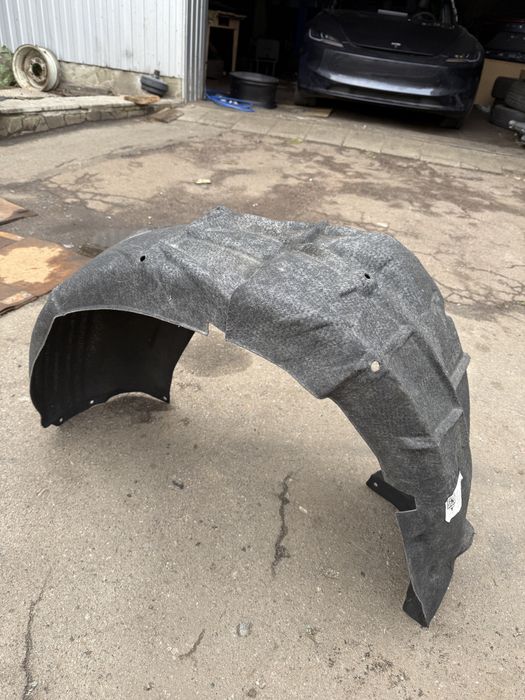Підкрилок tesla model 3 1081583-00-D