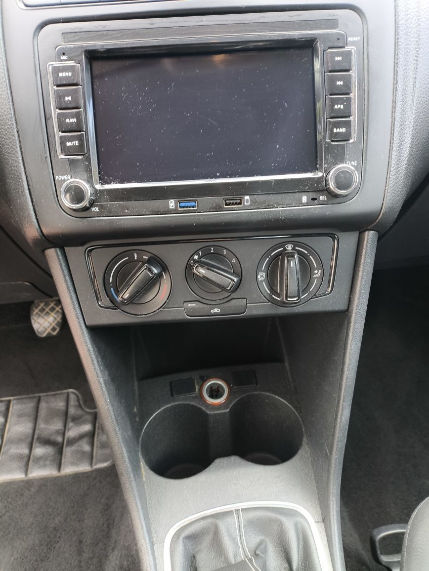VW Polo r6 2017  rok