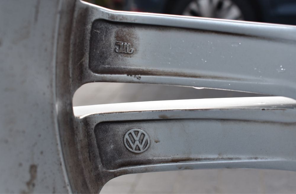 Komplet kól felgi VW Tiguan R-Line 18 Opony Zima