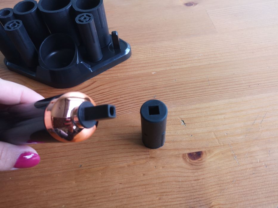 Acessório para lavar pincéis de maquilhagem