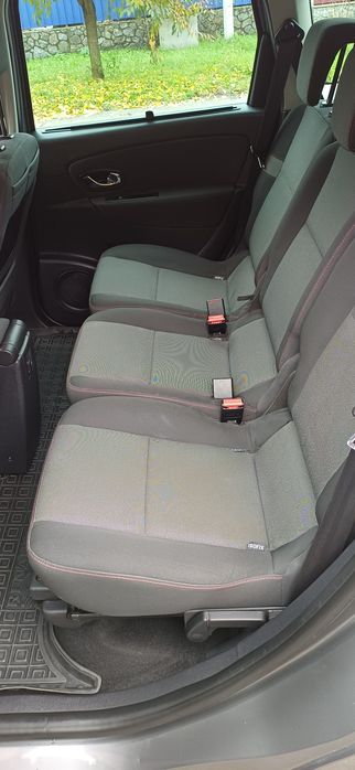 Рено Гранд Сценік