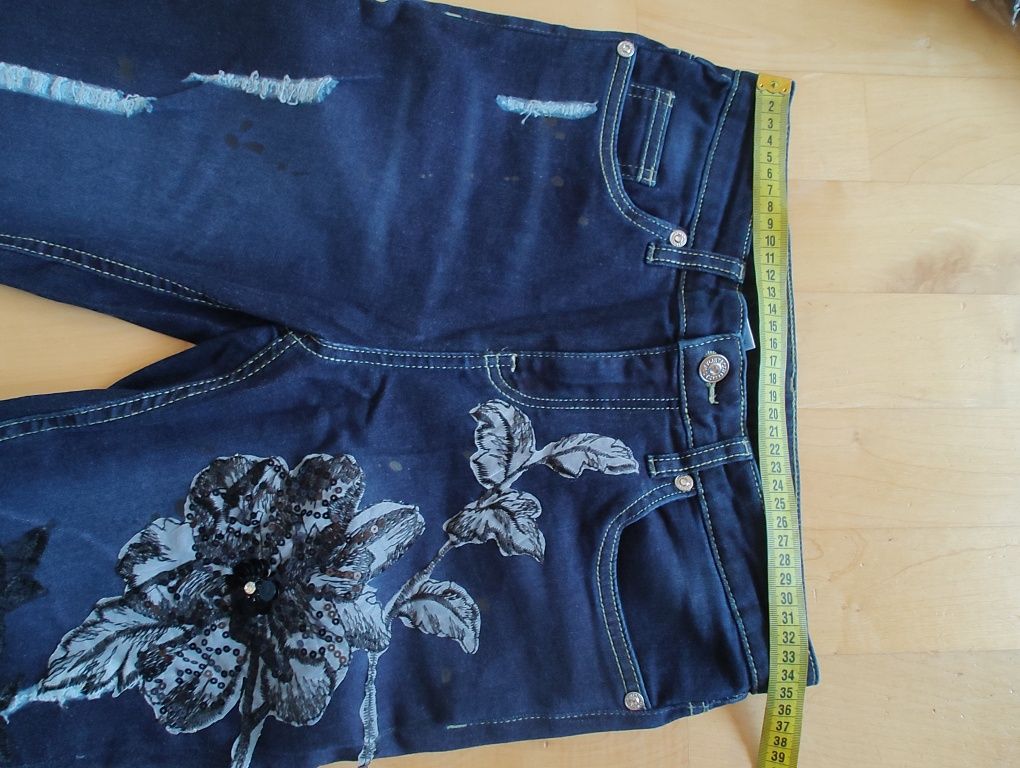 Jeansy w stylu Desigual - r.36