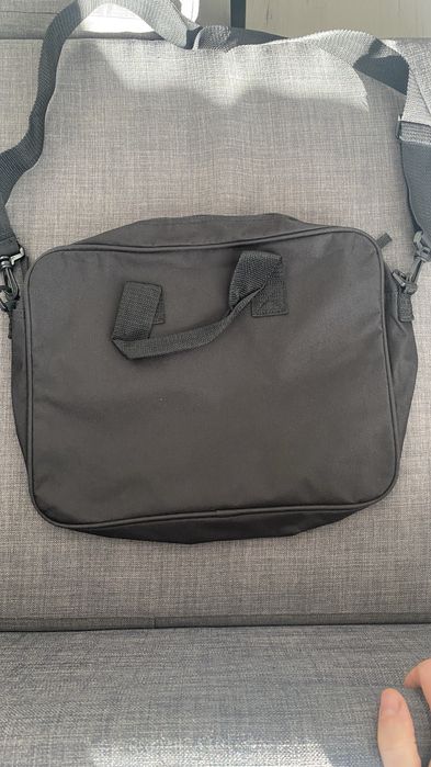 Granatowa torba na loptopa dokumenty biznesowa