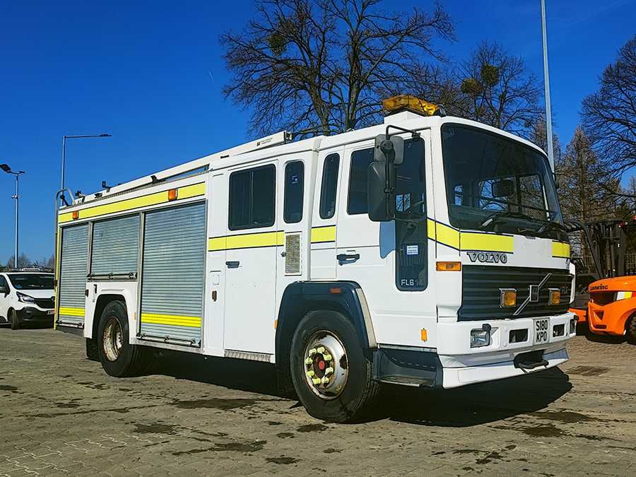 Wóz strażacki Volvo FL614  1998