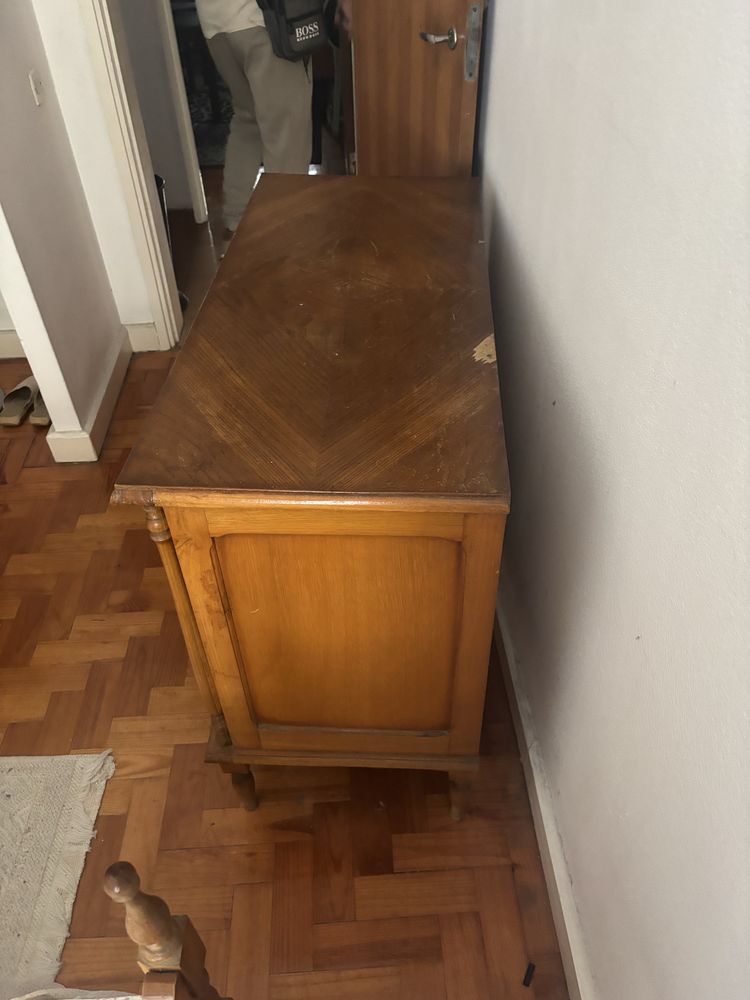 Mobilia de quarto antiga