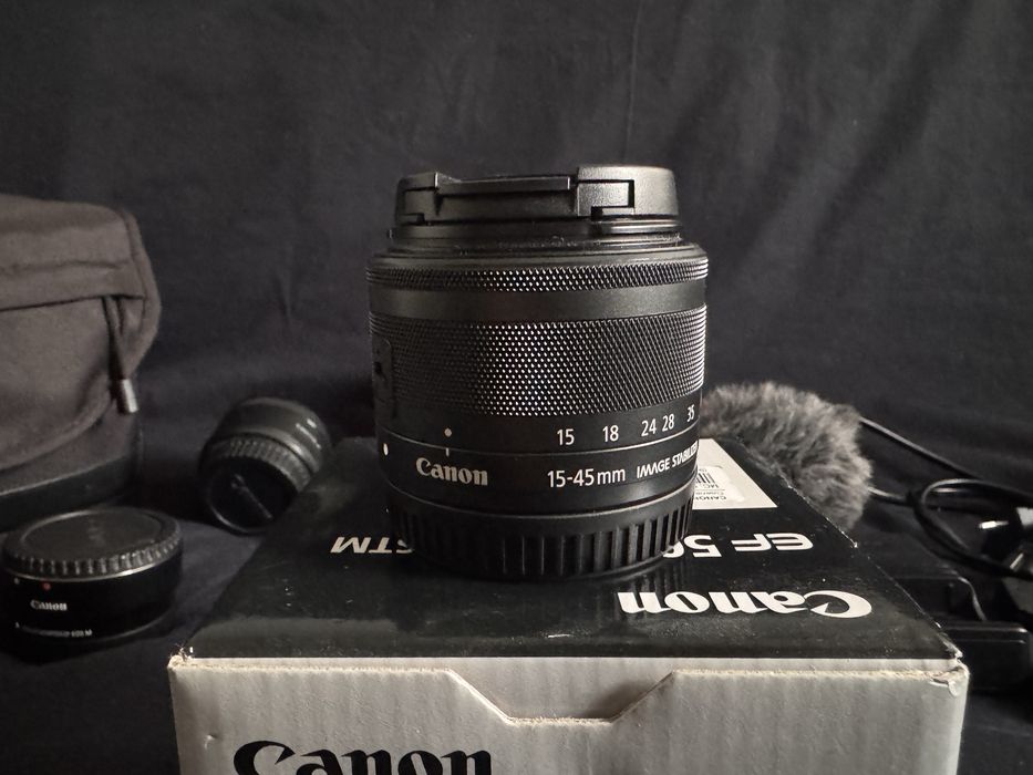Canon EOS M50 - 2 obiektywy