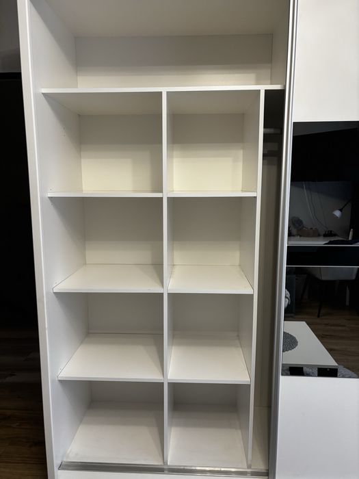 Szafa rozsuwana dwudrzwiowa z lustrem biała