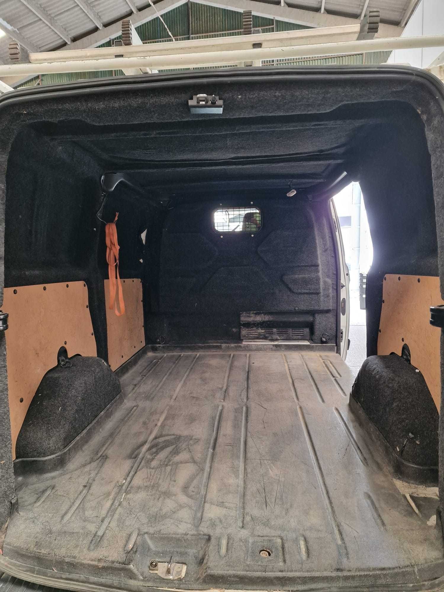 Ford Transit 2016 | 190.366 km | Bom Estado | 14.700€
