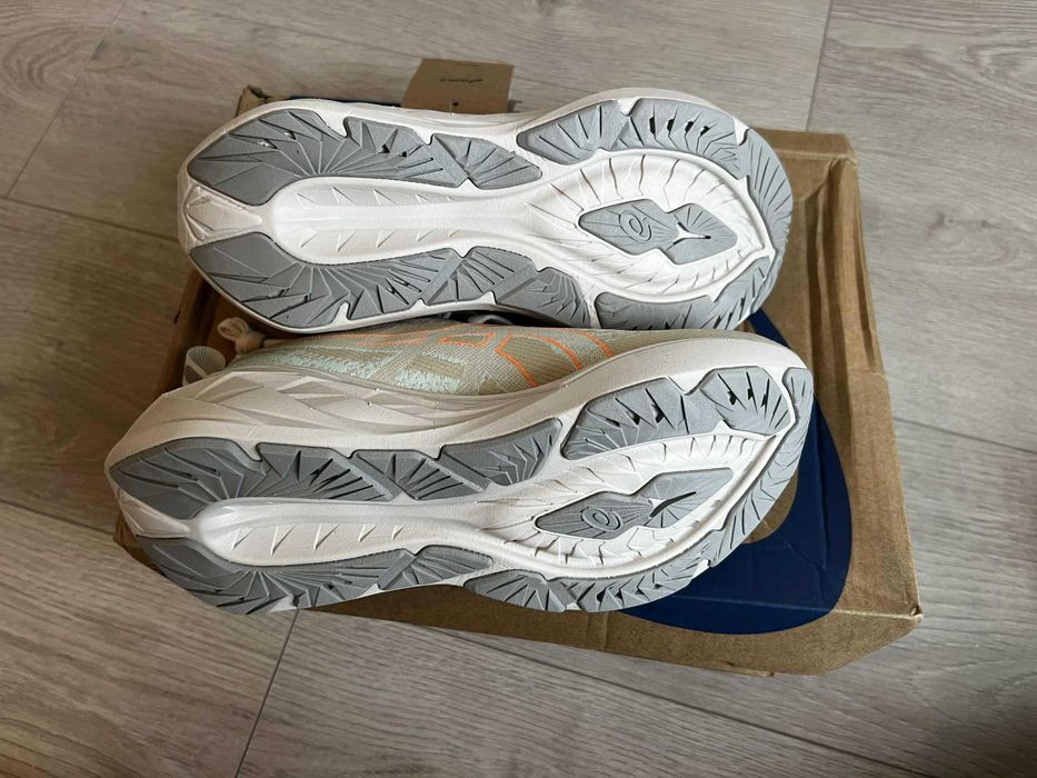 ASICS Novablast 4, 38