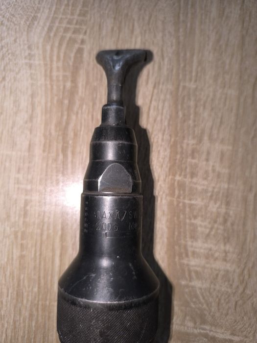 Młotek pneumatyczny ESAB