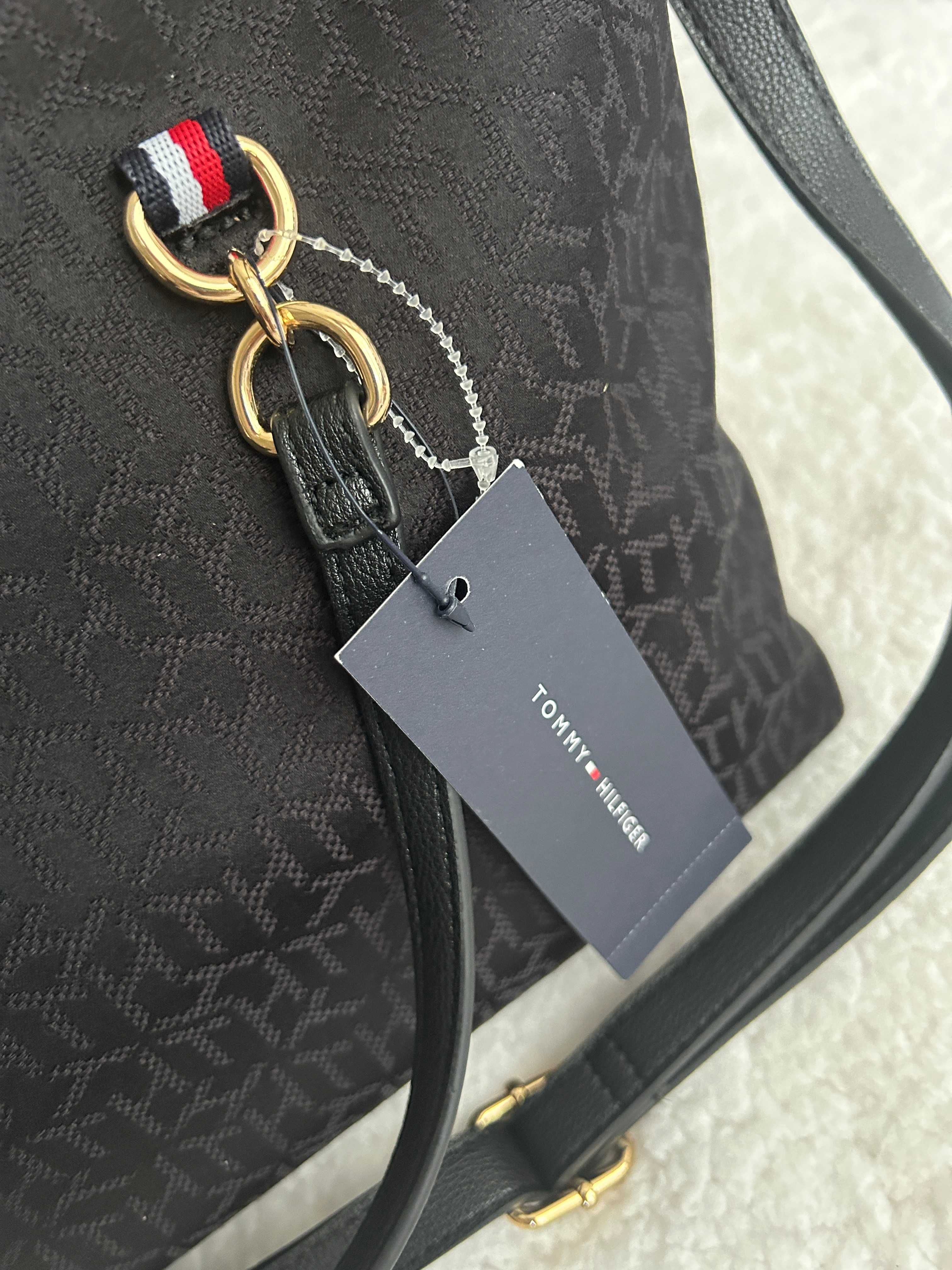 Tommy Hilfiger torebka A4