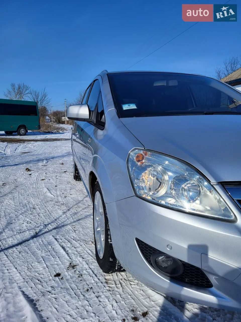 Продам Opel Zafira 2009