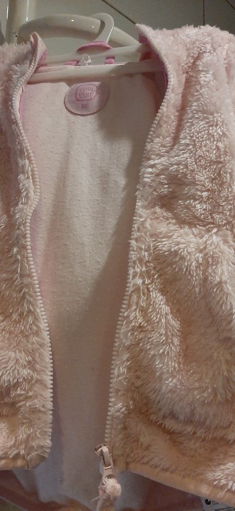 Bluza ocieplana dla dziewczynki seria Cool Club Smyk 86 z motywem