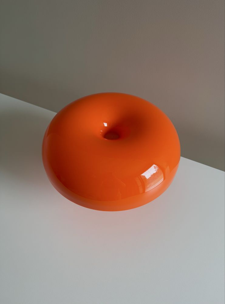 Designerska, pomarańczowa lampa stołowa 3 temperatury światła 33x22 cm