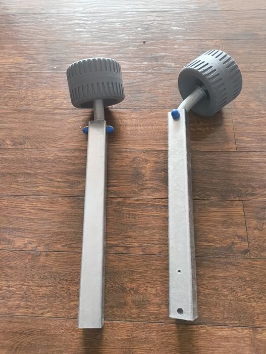2szt Rolki  boczne ze slupkiem ruchome